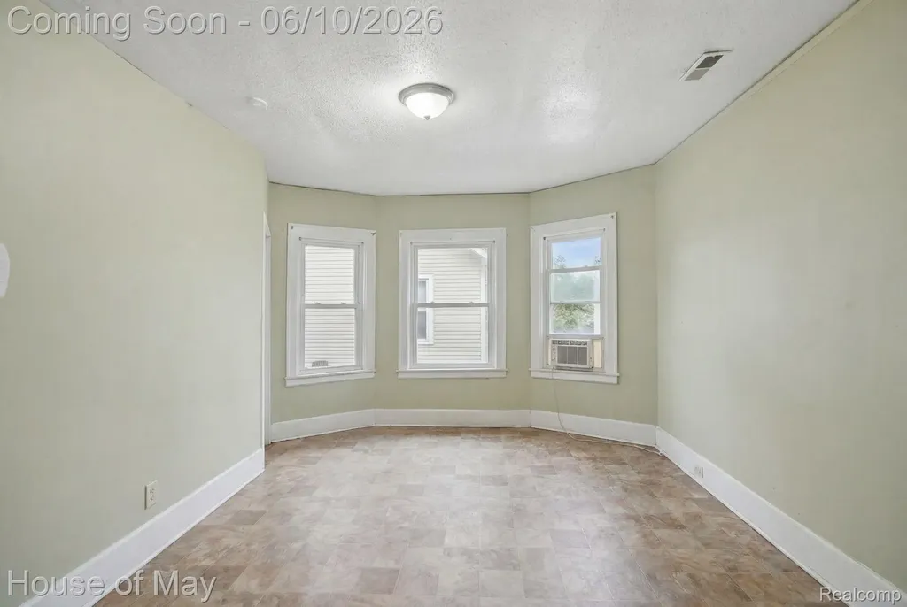 2553 Central Street Detroit City MI 48209