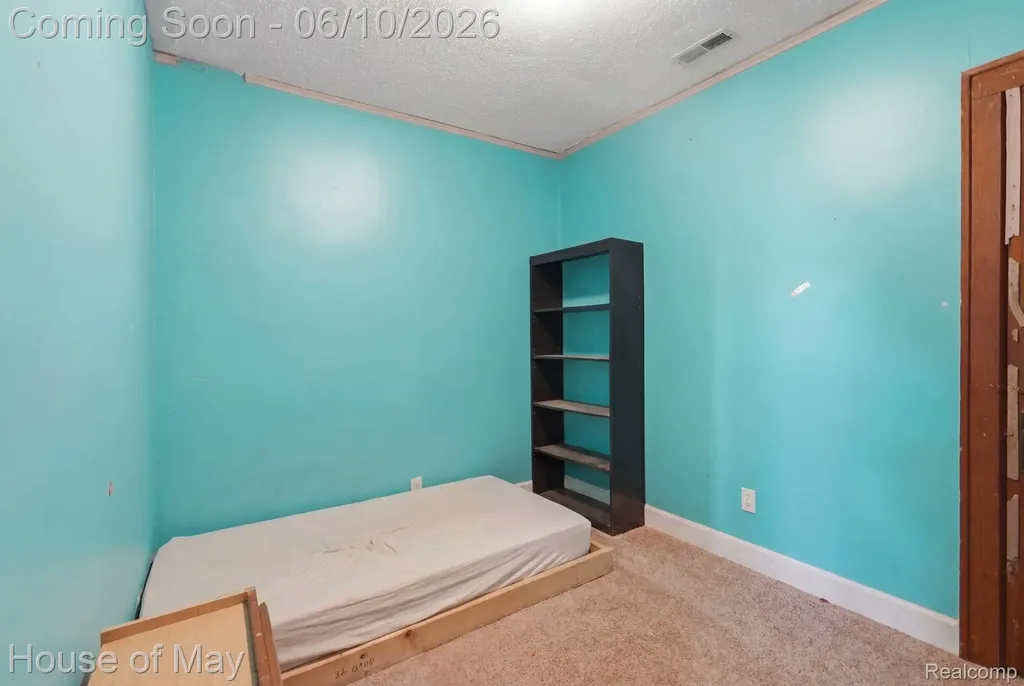 2553 Central Street Detroit City MI 48209