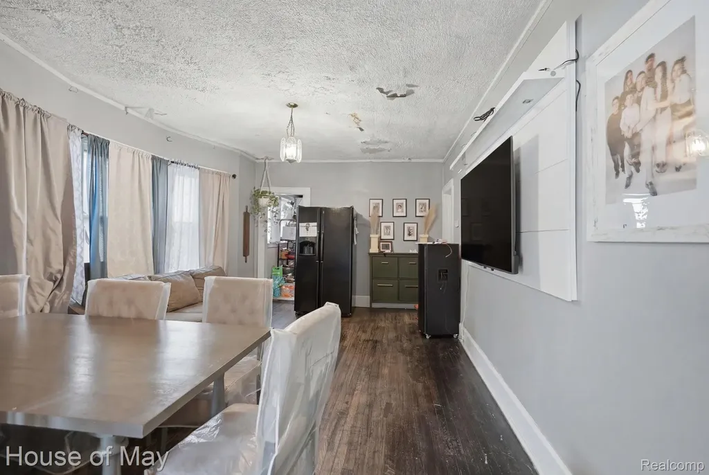 2553 Central Street Detroit City MI 48209