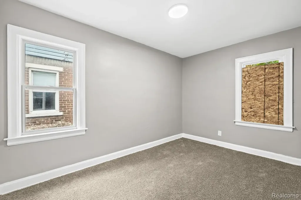15887 Snowden Street Detroit City MI 48227