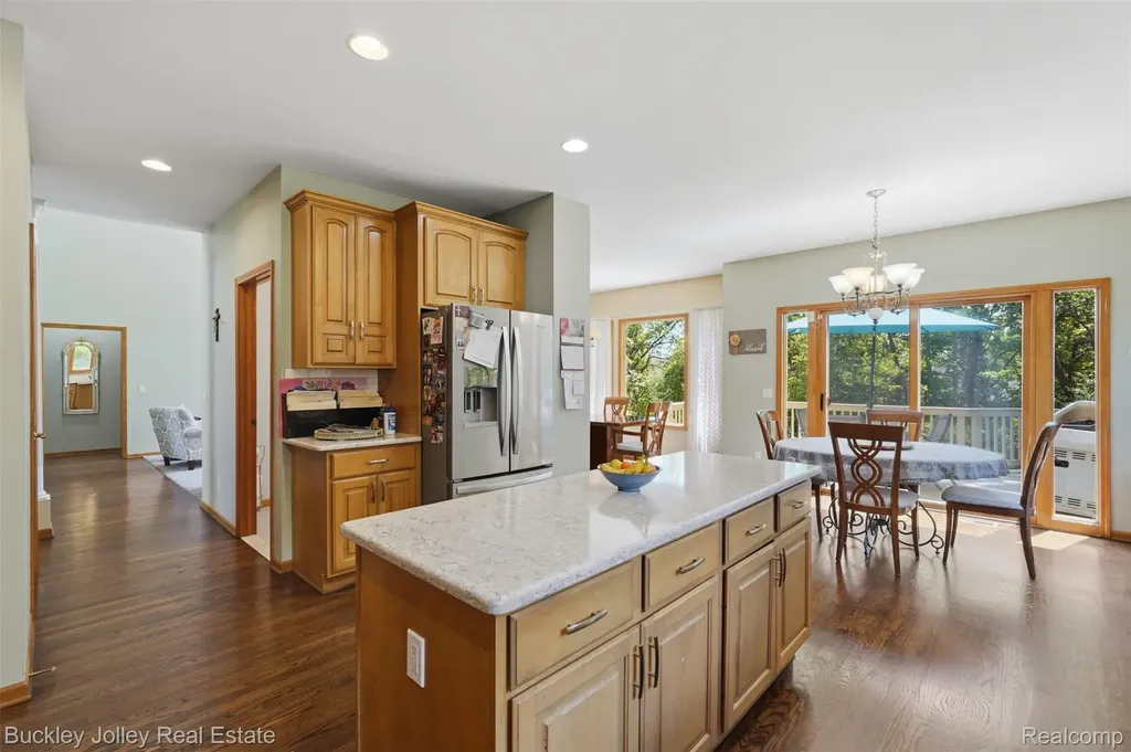 1889 Sharp Sand Circle Brighton Township MI 48114