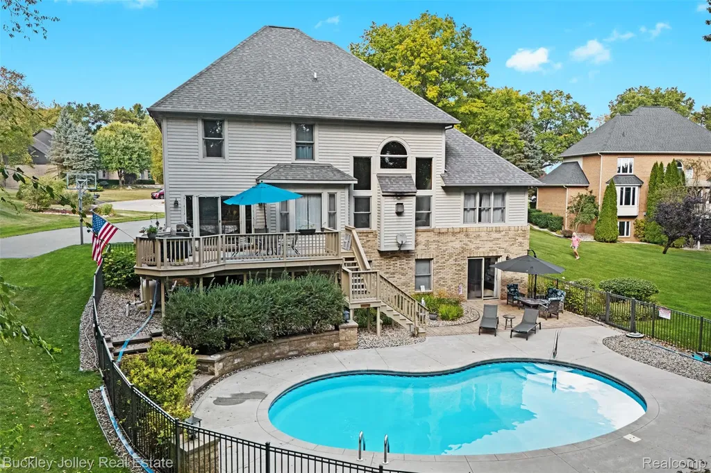 1889 Sharp Sand Circle Brighton Township MI 48114