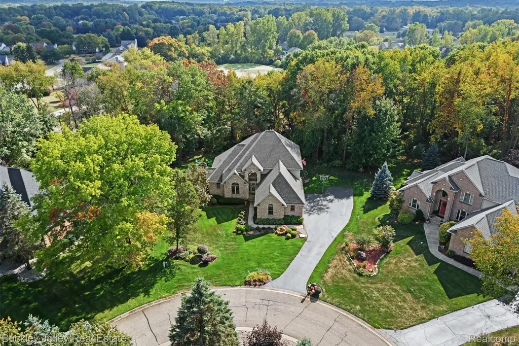 1889 Sharp Sand Circle Brighton Township MI 48114