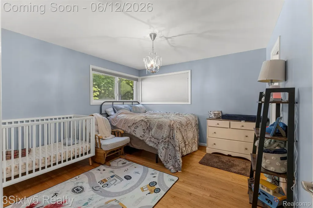 7714 Bournemouth Avenue Grosse Ile Township MI 48138