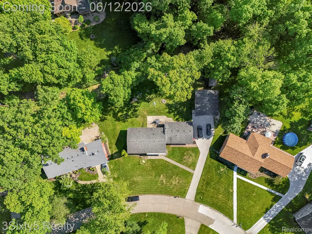 7714 Bournemouth Avenue Grosse Ile Township MI 48138