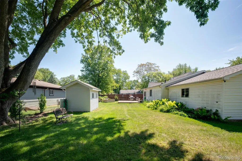 2640 Melvin Avenue Rochester Hills City MI 48307
