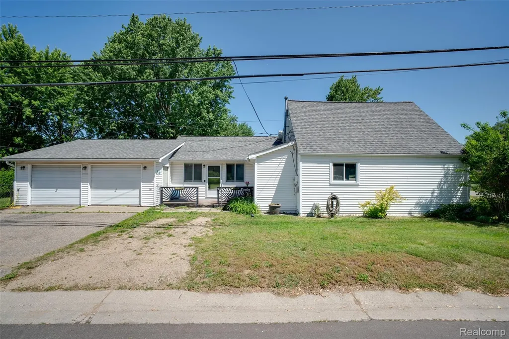 2640 Melvin Avenue Rochester Hills City MI 48307