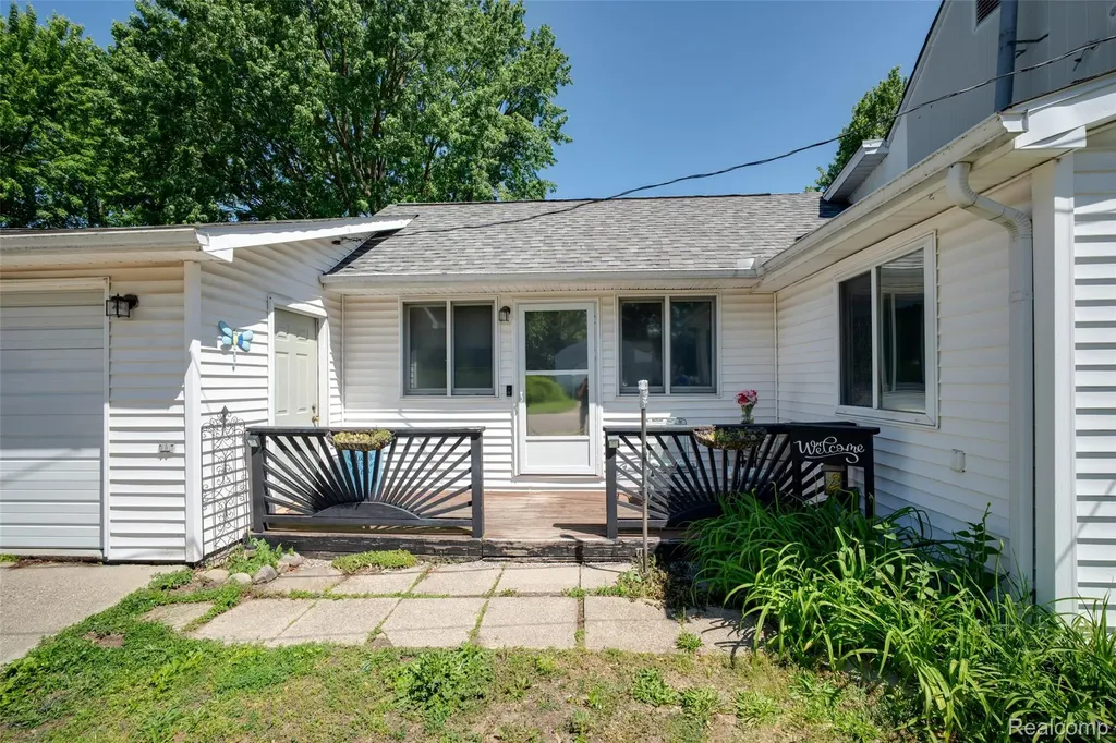 2640 Melvin Avenue Rochester Hills City MI 48307