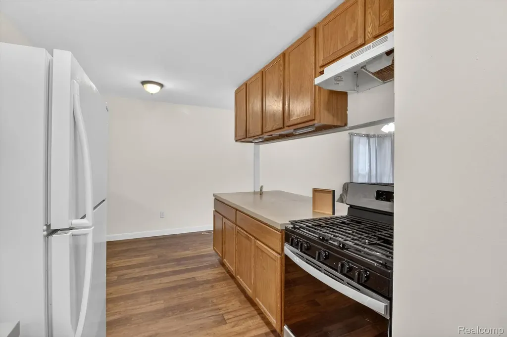 1459 Grove Road York Charter Township MI 48198