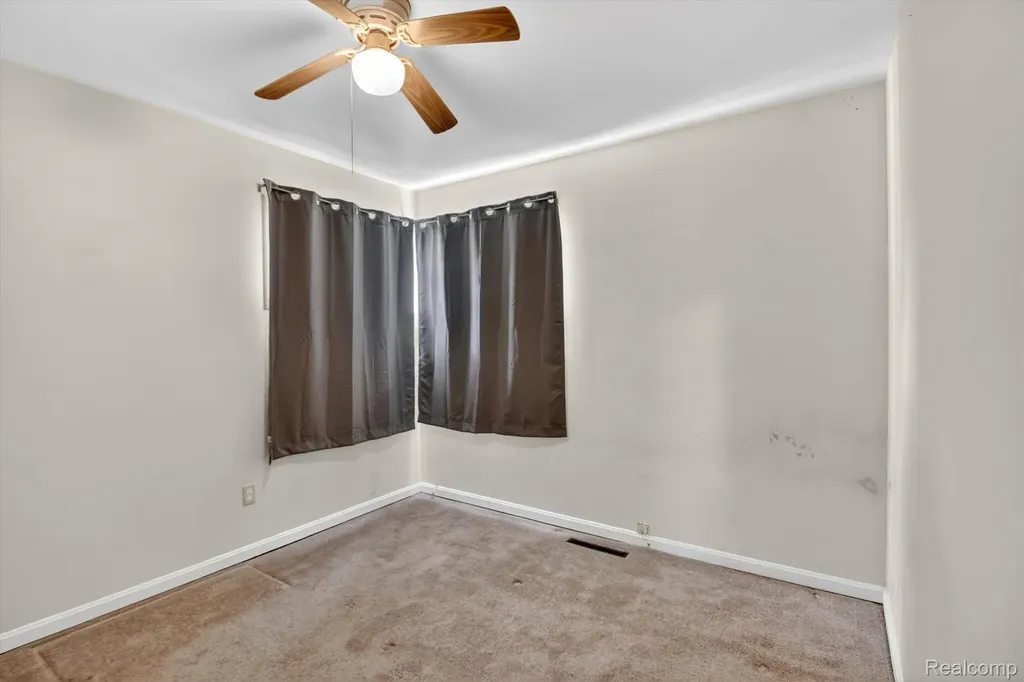 1459 Grove Road York Charter Township MI 48198