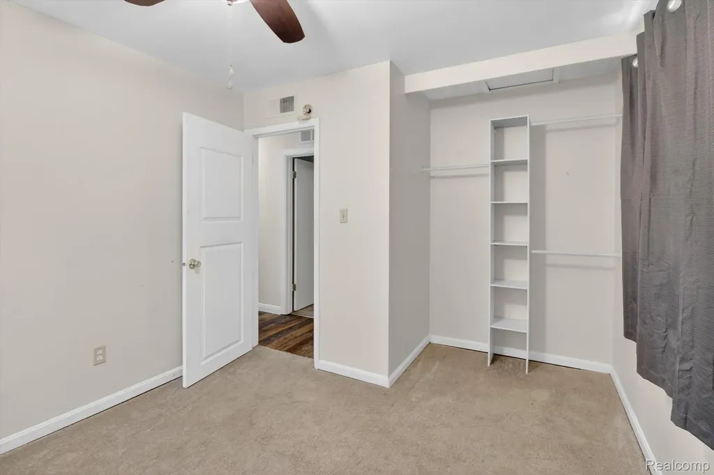 1459 Grove Road York Charter Township MI 48198