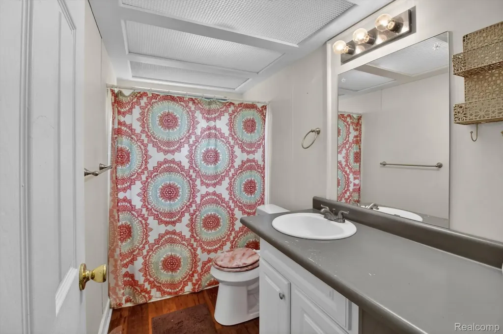 1459 Grove Road York Charter Township MI 48198