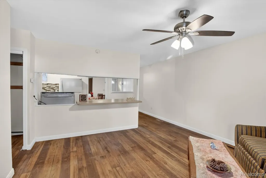 1459 Grove Road York Charter Township MI 48198