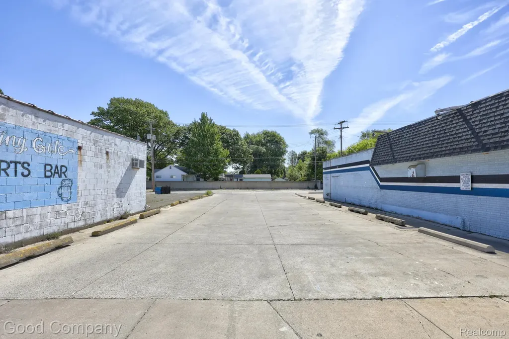 24354 John R Road Hazel Park City MI 48030