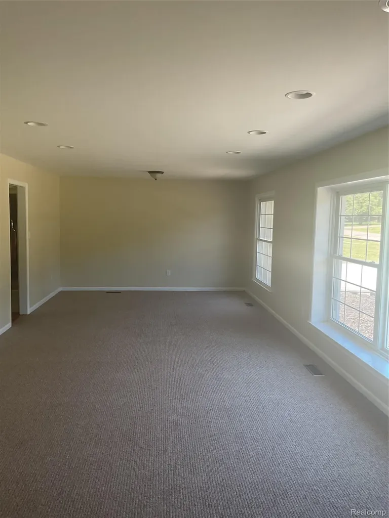 7096 Riverstone Road West Bloomfield Charter Township MI 48322