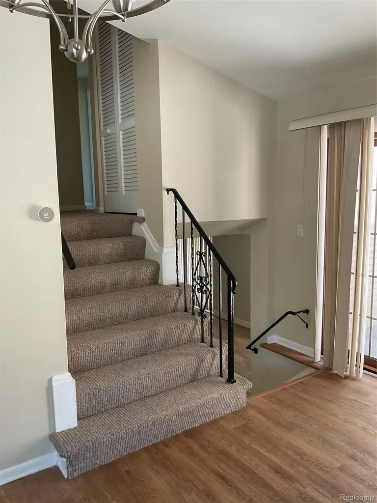 7096 Riverstone Road West Bloomfield Charter Township MI 48322