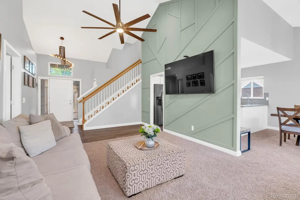 5610 Ortman Drive Sterling Heights City MI 48314