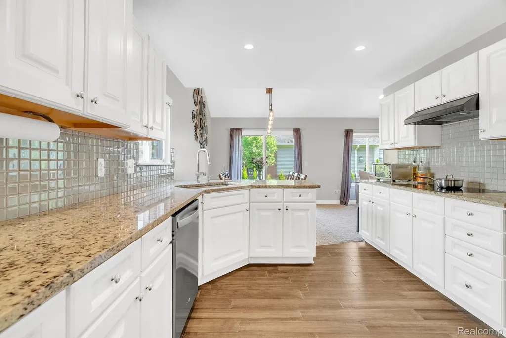 5610 Ortman Drive Sterling Heights City MI 48314