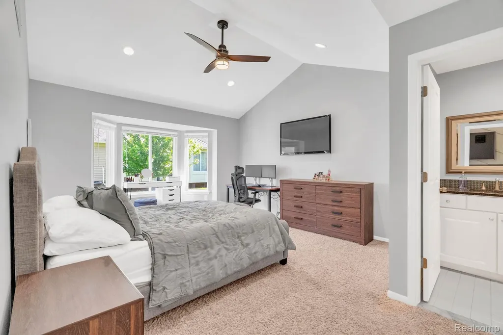 5610 Ortman Drive Sterling Heights City MI 48314