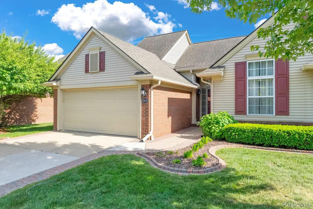 5610 Ortman Drive Sterling Heights City MI 48314