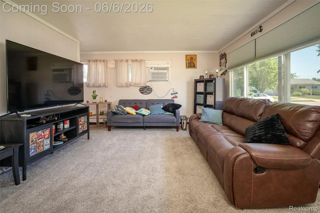 15251 Wildwood Street Roseville City MI 48066