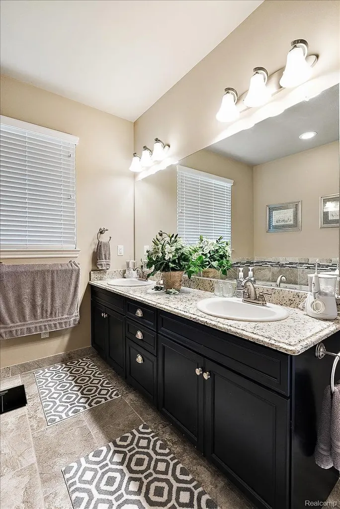 55206 Sarazen Drive Macomb Township MI 48042
