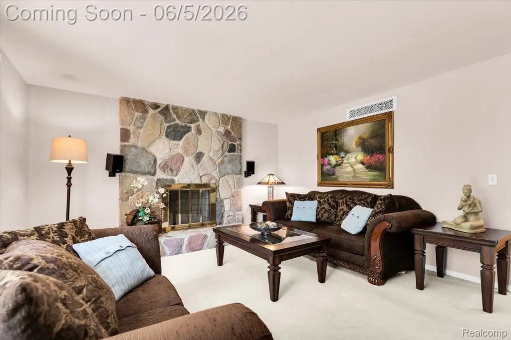 36615 Almond Circle Farmington Hills City MI 48335