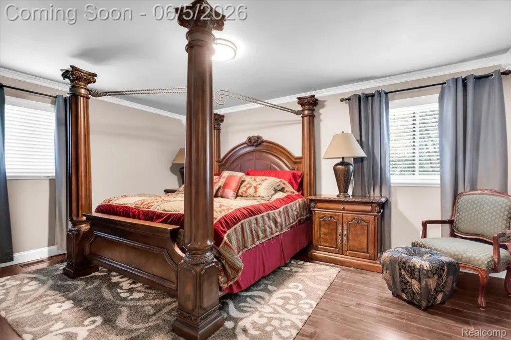 36615 Almond Circle Farmington Hills City MI 48335