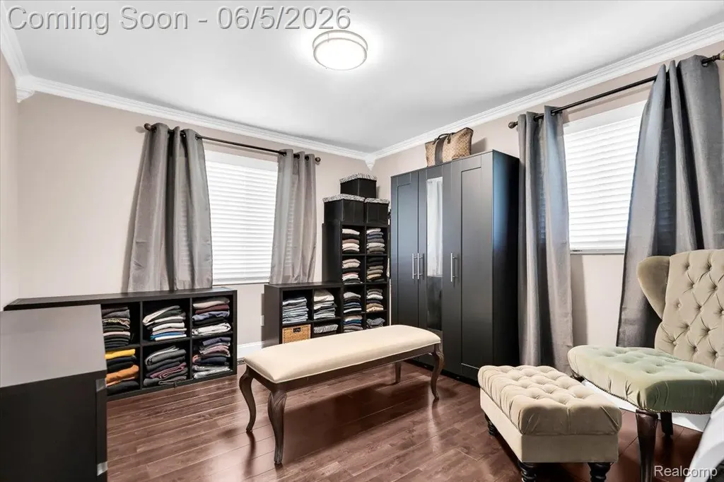 36615 Almond Circle Farmington Hills City MI 48335