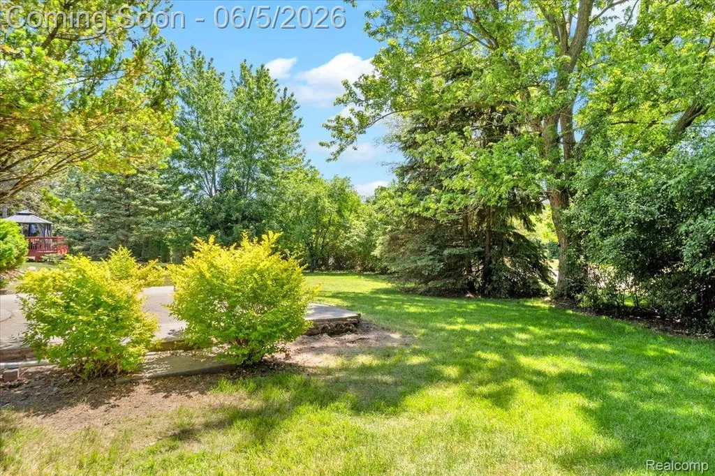 36615 Almond Circle Farmington Hills City MI 48335