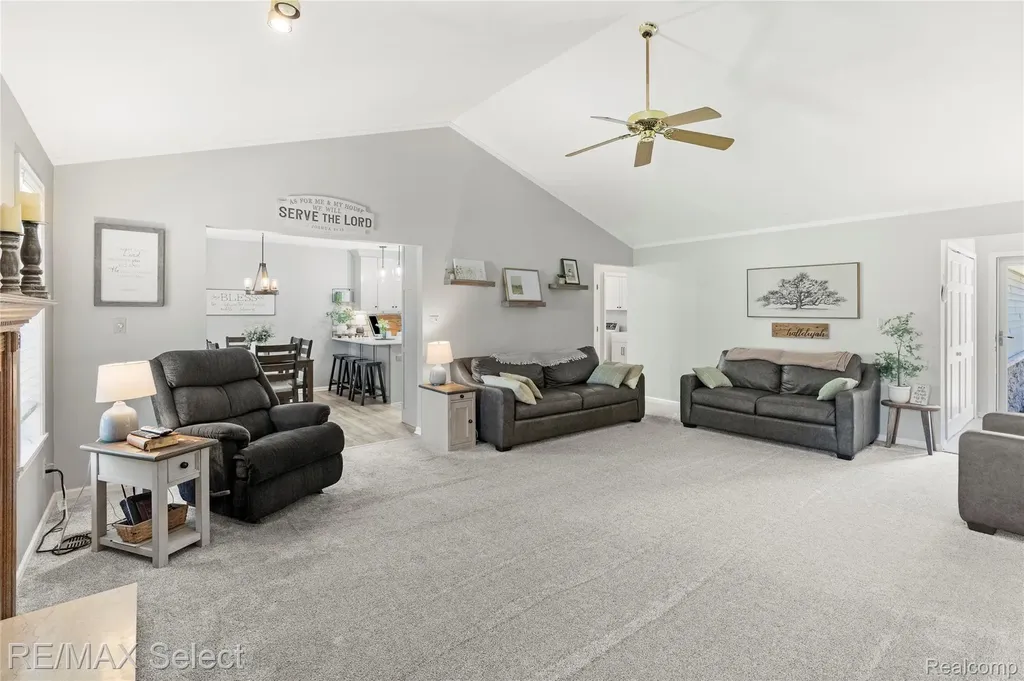 2288 Lost Creek Drive Clayton Charter Township MI 48433