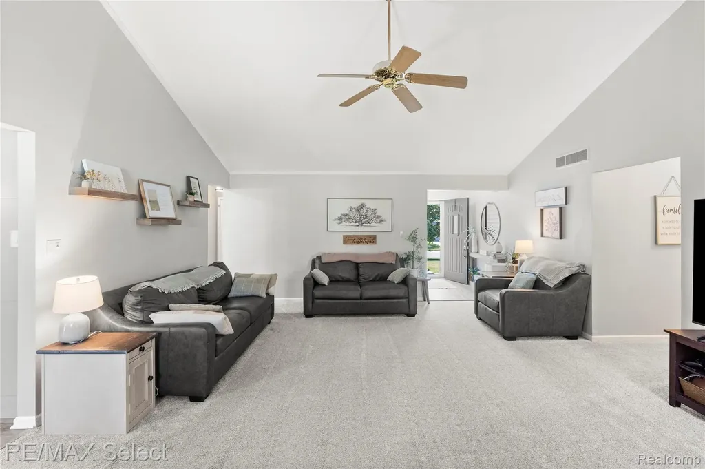 2288 Lost Creek Drive Clayton Charter Township MI 48433