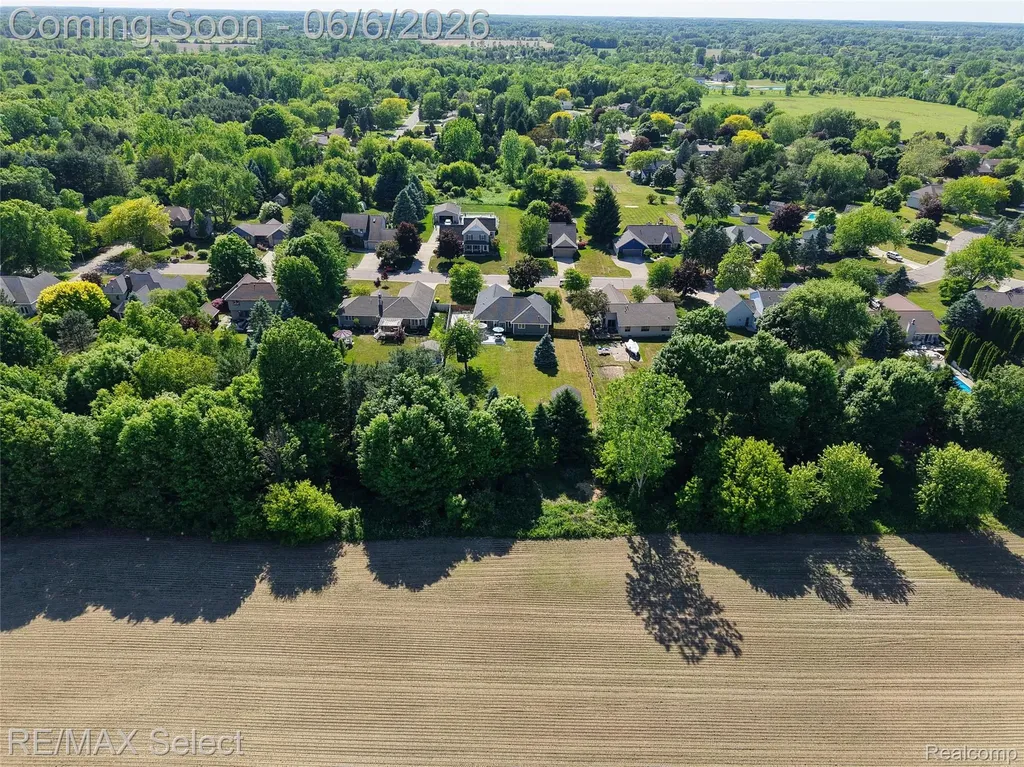 2288 Lost Creek Drive Clayton Charter Township MI 48433
