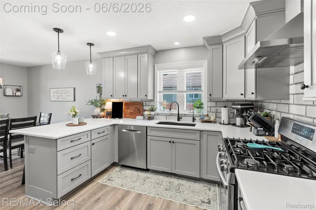 2288 Lost Creek Drive Clayton Charter Township MI 48433