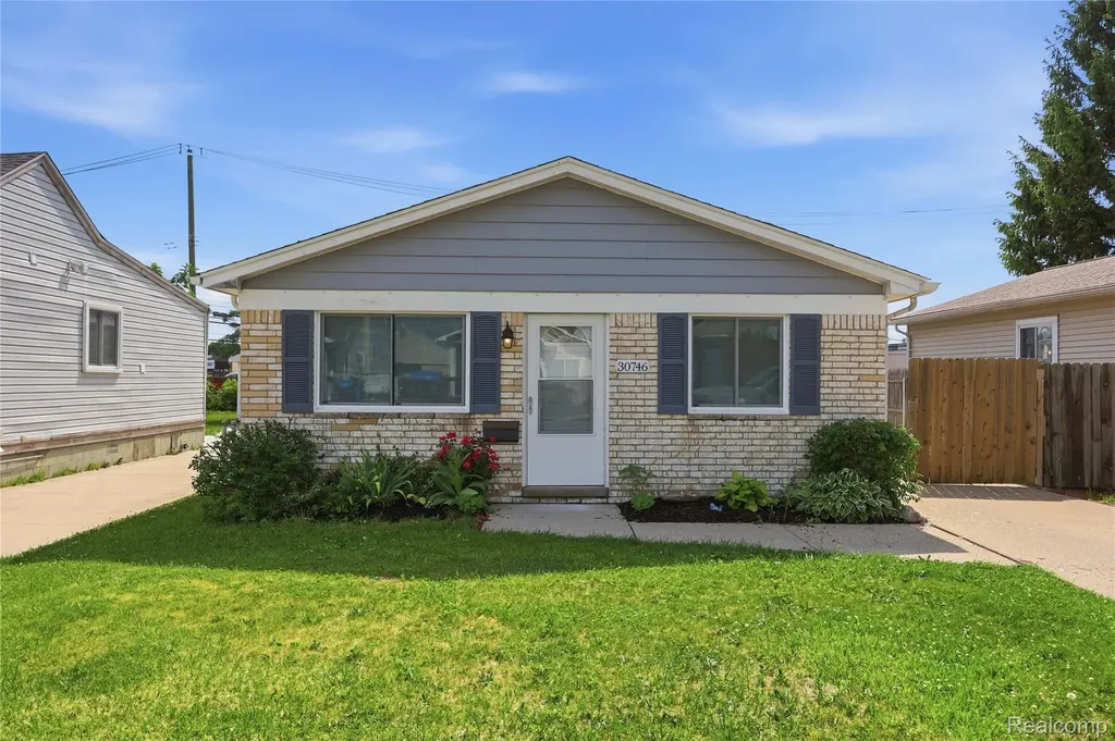 30746 Brush Street Madison Heights City MI 48071