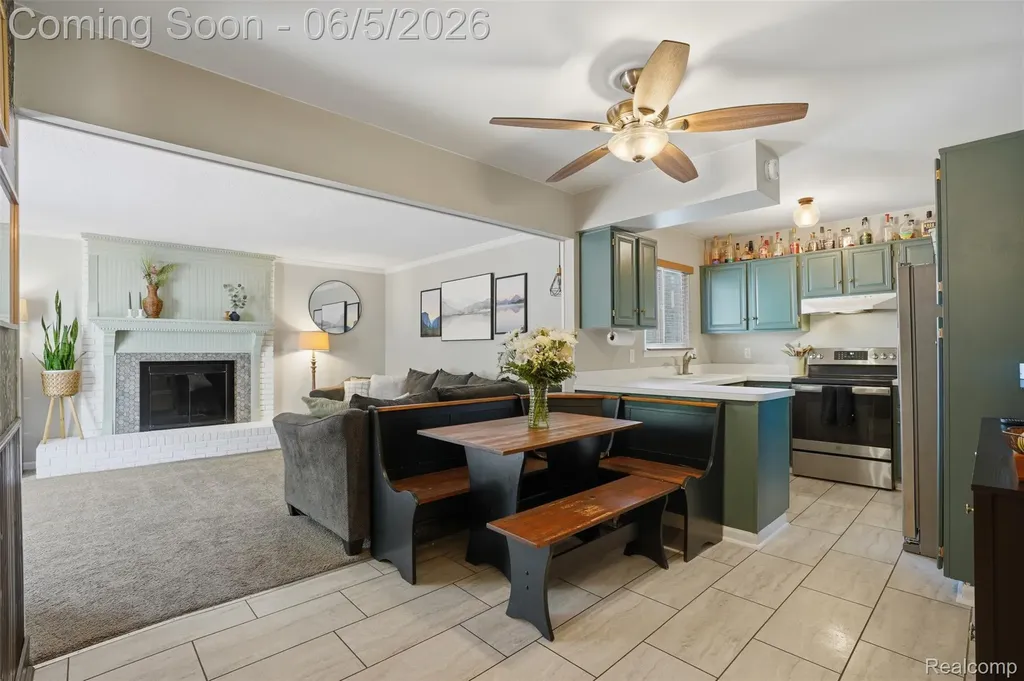 16128 Touraine Drive Clinton Charter Township MI 48038