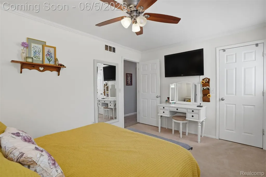 16128 Touraine Drive Clinton Charter Township MI 48038