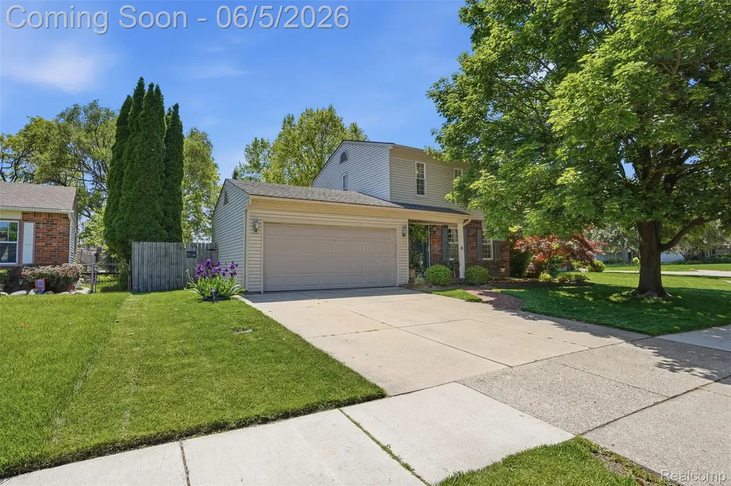 16128 Touraine Drive Clinton Charter Township MI 48038