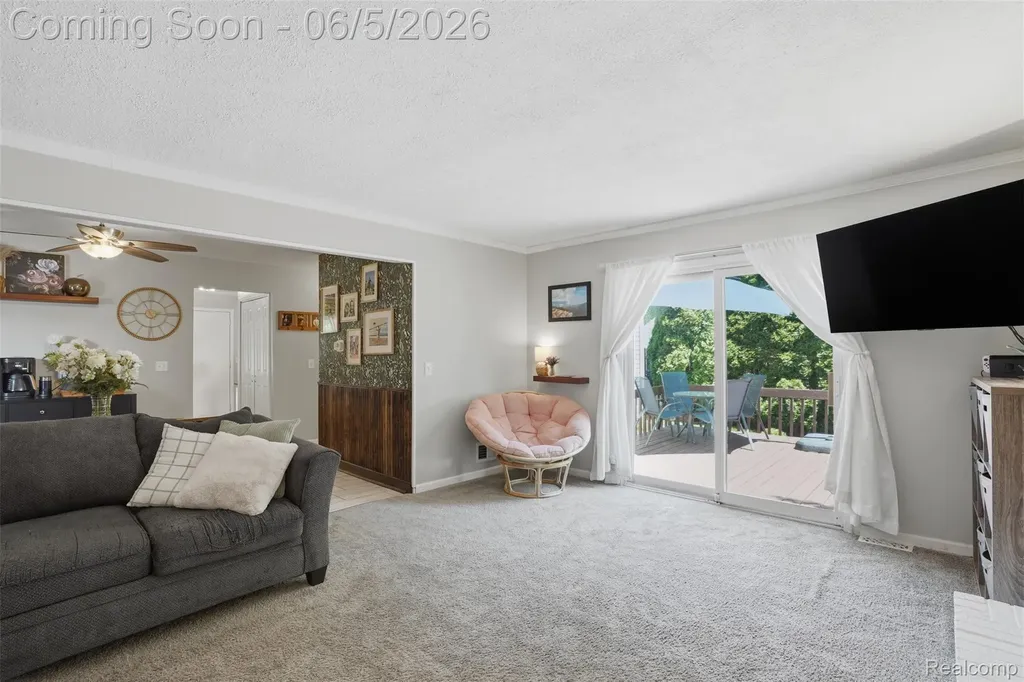 16128 Touraine Drive Clinton Charter Township MI 48038