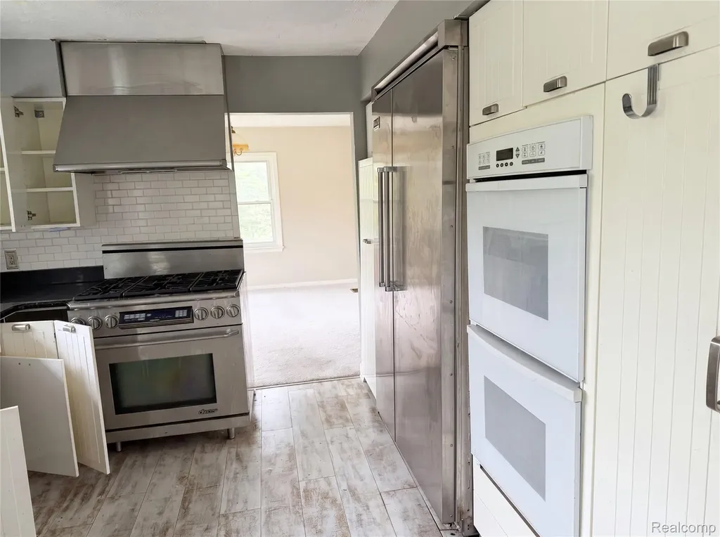 6536 Mountview Court Genoa Township MI 48116