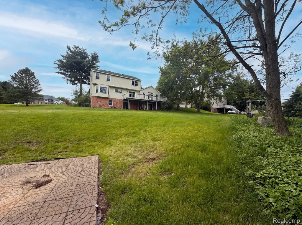 6536 Mountview Court Genoa Township MI 48116