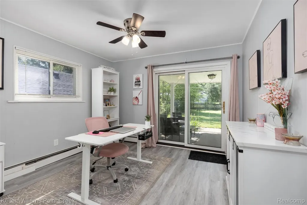 2742 Campers Drive Highland Charter Township MI 48356