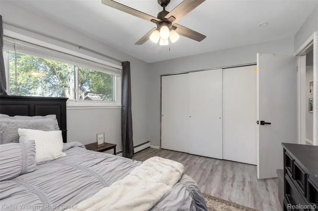 2742 Campers Drive Highland Charter Township MI 48356