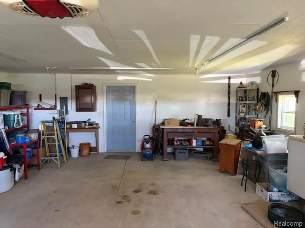 4815 Loree Road Deckerville Village MI 48427