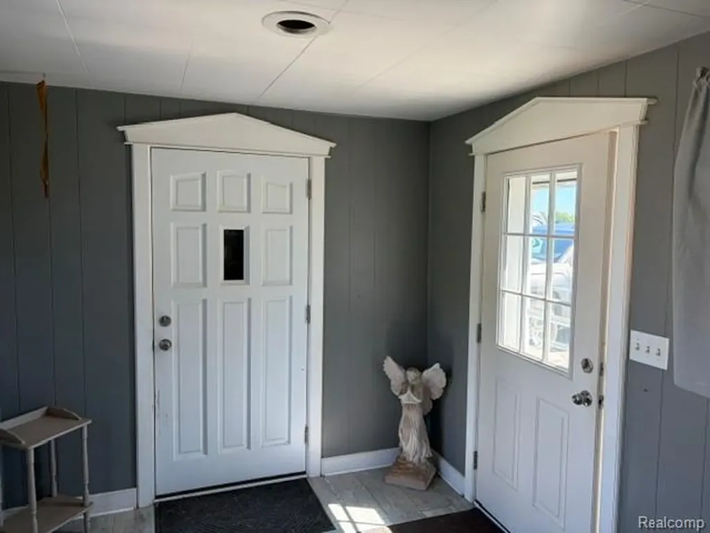 4815 Loree Road Deckerville Village MI 48427
