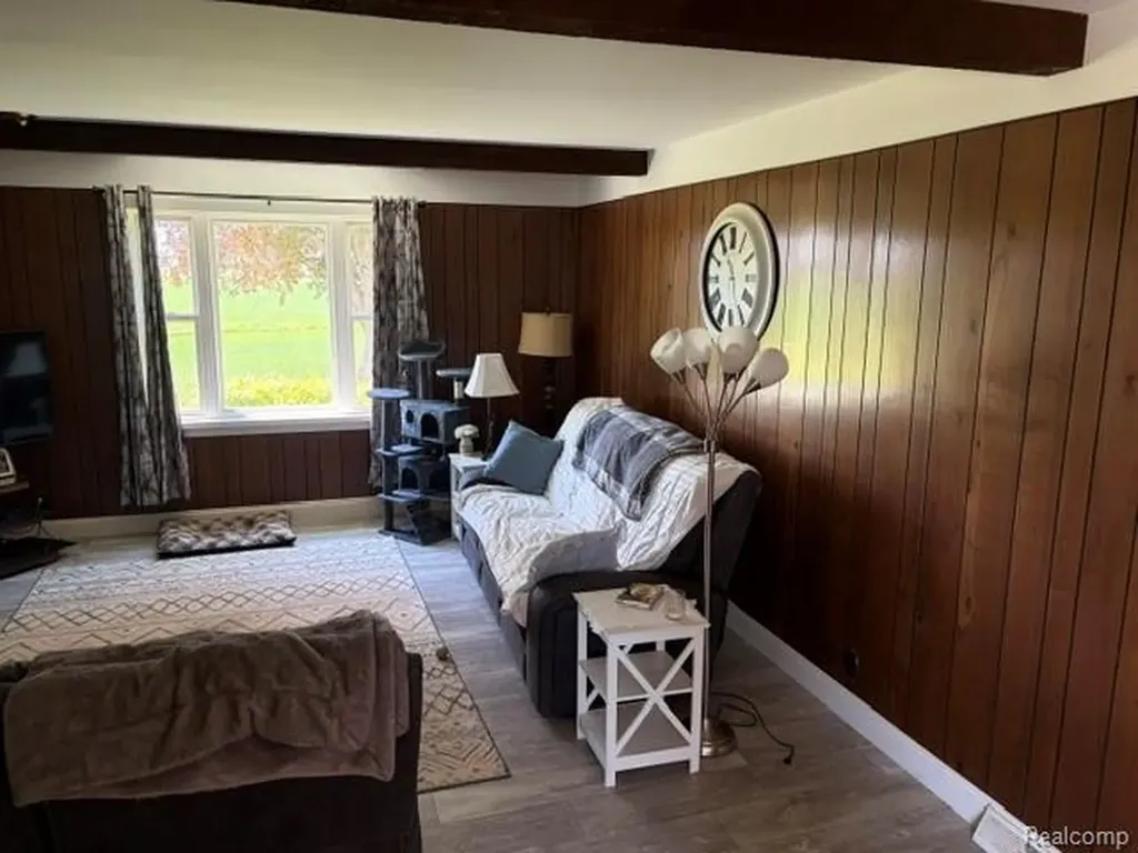 4815 Loree Road Deckerville Village MI 48427