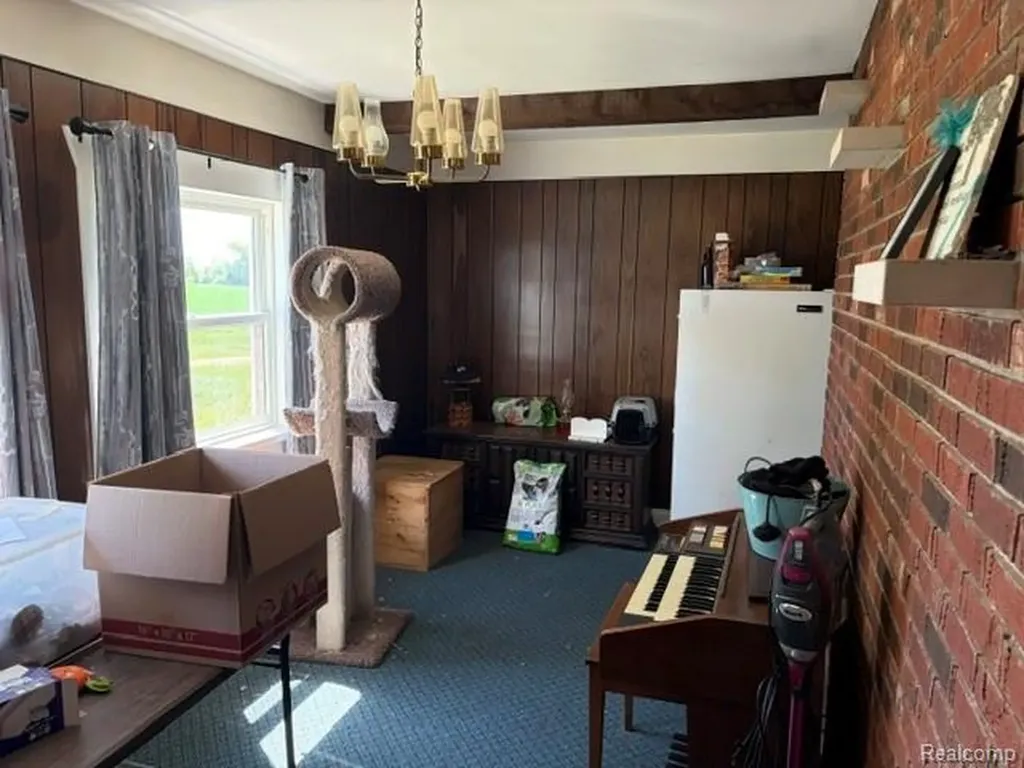 4815 Loree Road Deckerville Village MI 48427
