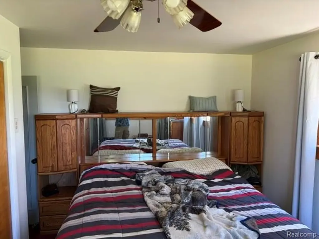 4815 Loree Road Deckerville Village MI 48427