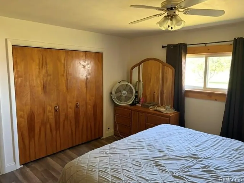 4815 Loree Road Deckerville Village MI 48427