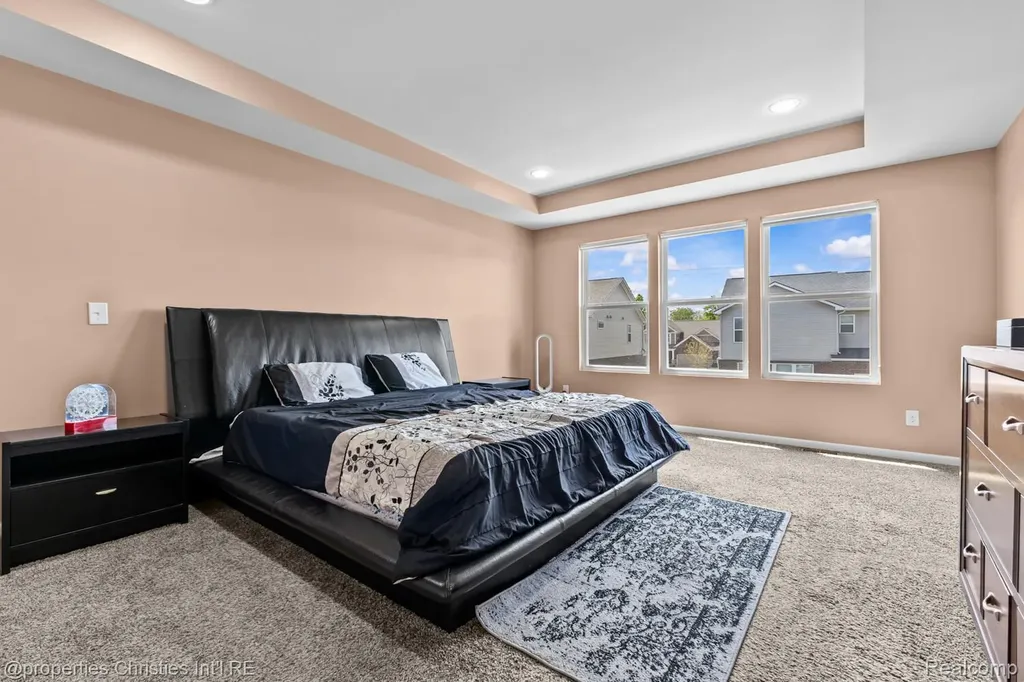 25885 Tennyson Court Novi City MI 48374